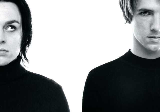 „Savage Garden erobern mit „Truly Madly Deeply“ die Herzen der Fans“
